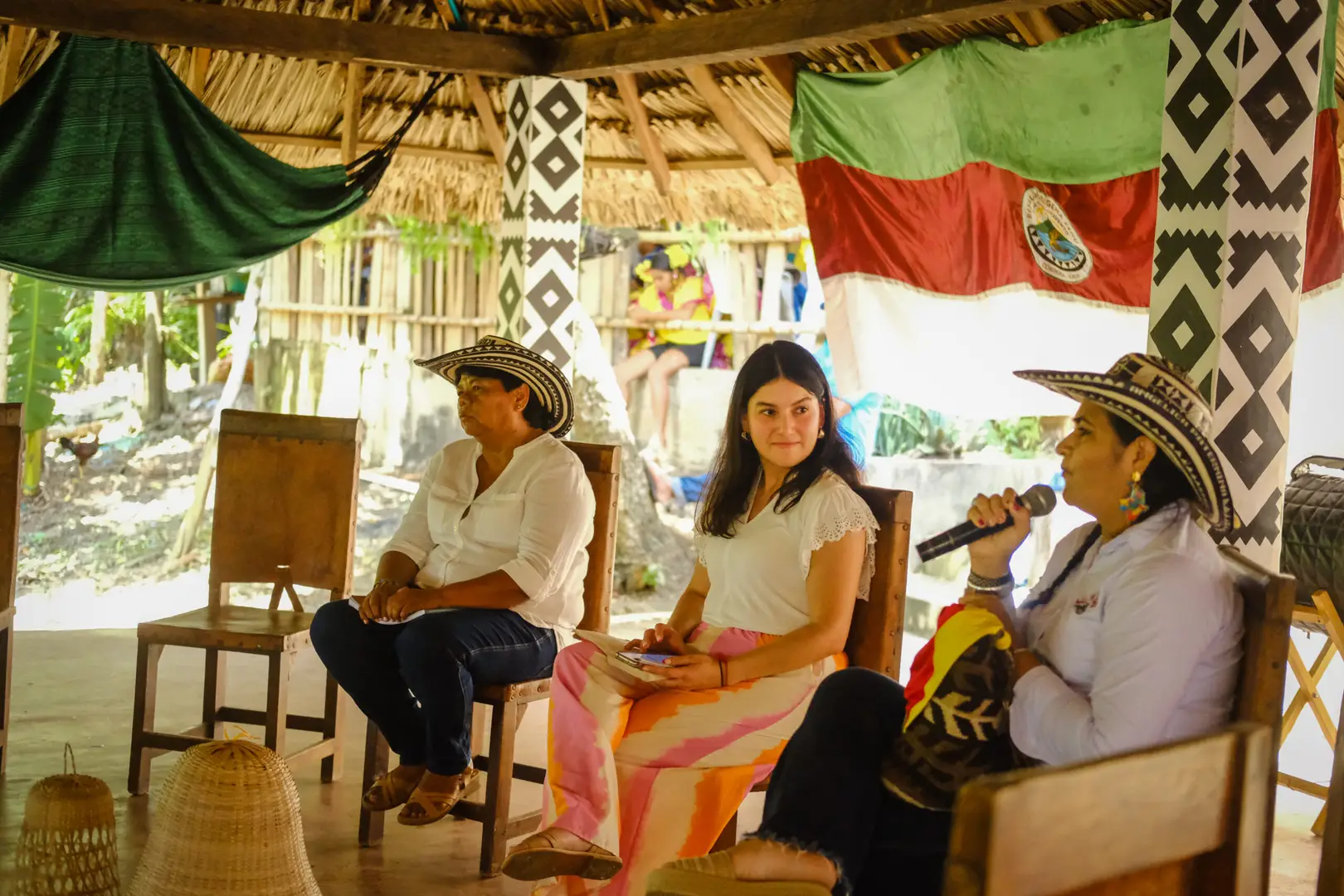 SAMPUÉS LANZAMIENTO MUJERES ZENÚ - 17 MAYO 24-053