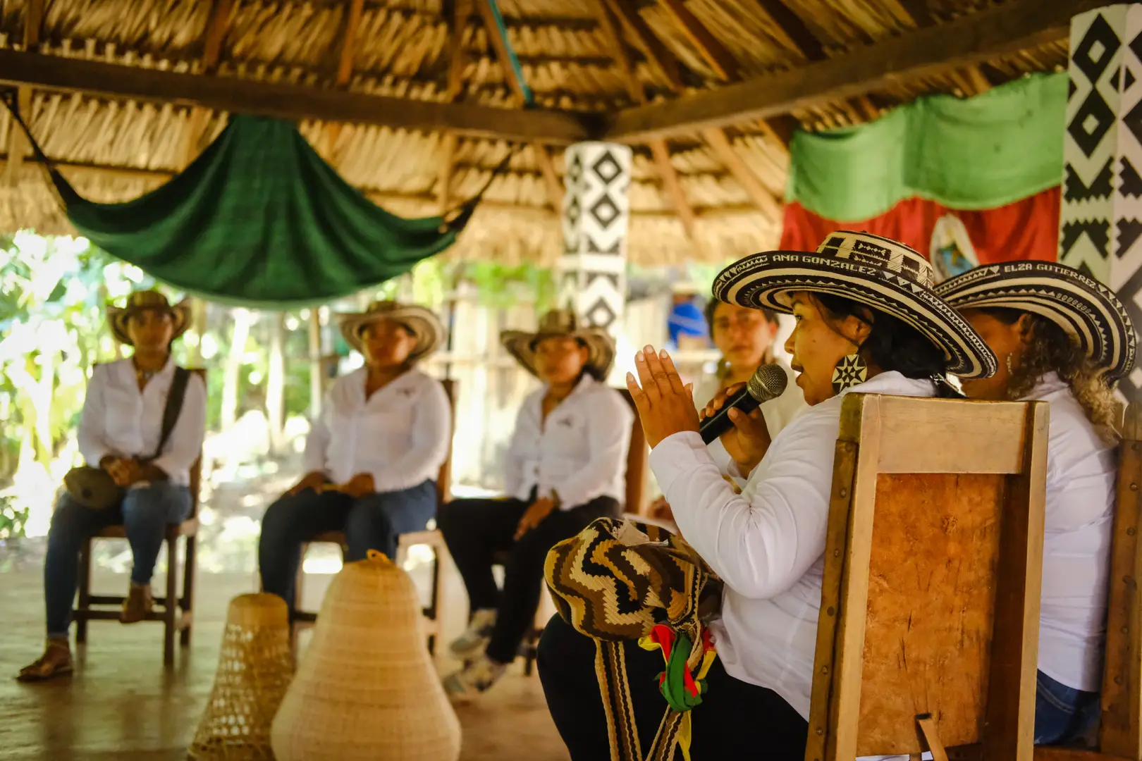 SAMPUÉS LANZAMIENTO MUJERES ZENÚ - 17 MAYO 24-066